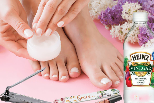 How to keep your feet moisturized at night by barbies beauty bits