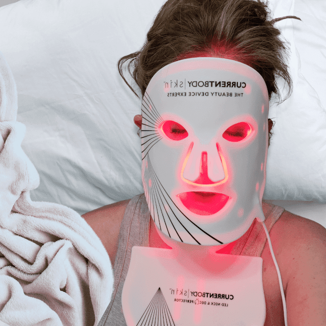 led-light-therapy-mask-for-your-summer-skincare-routine-barbies-beauty-bits