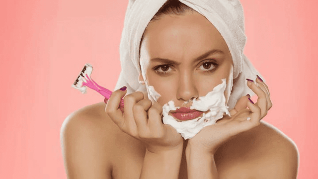 women-shaving-for-younger-looking-skin-barbies-beauty-bits